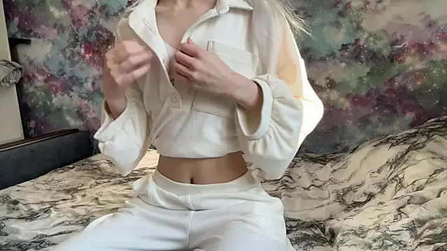 CelenFomes online show from February 18, 5:47 am