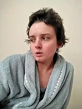 Amy01112 online show from April 24, 3:58 pm