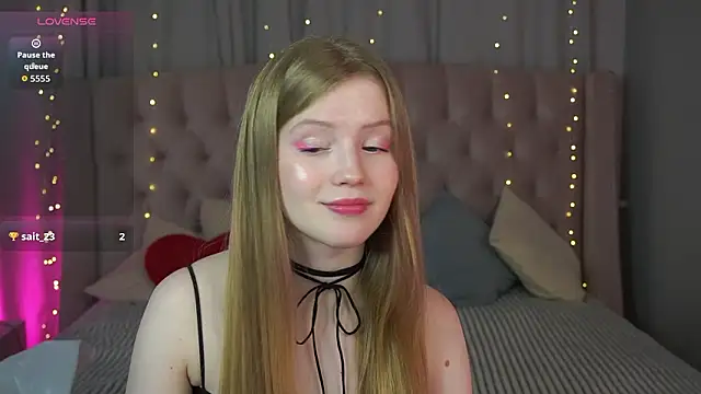 LilianHoward online show from February 7, 12:09 pm