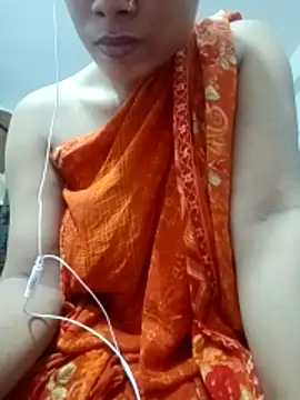 Snapshot of Sepali5577 chatting on May 2, 5:56 am Sepali5577 online show from May 2, 5:56 am