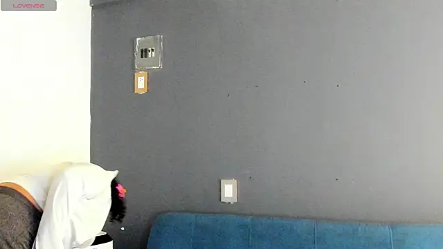 Snapshot of Malenaheaven chatting on December 14, 7:29 pm Malenaheaven online show from December 14, 7:29 pm