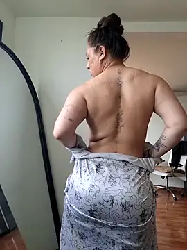 Snapshot of adele_69 chatting on December 5, 4:03 pm adele 69 online show from December 5, 4:03 pm