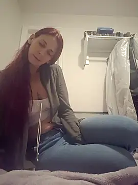 poleslut69 online show from December 3, 5:59 am