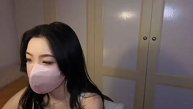 nayomi 34f online show from December 16, 11:04 am