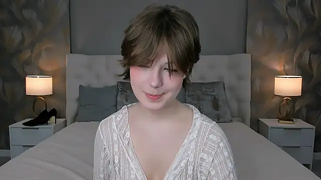 YONA WINK online show from April 23, 5:30 am