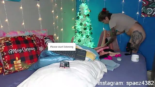 Snapshot of Shadia_Squirt chatting on December 10, 11:22 am Shadia Squirt online show from December 10, 11:22 am