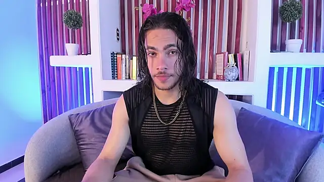 PatrickS25 online show from February 10, 4:05 am