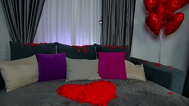 Kitty Asstronaut online show from February 13, 12:39 am