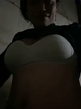 Snapshot of Lilik2 chatting on December 4, 8:50 pm Lilik2 online show from December 4, 8:50 pm