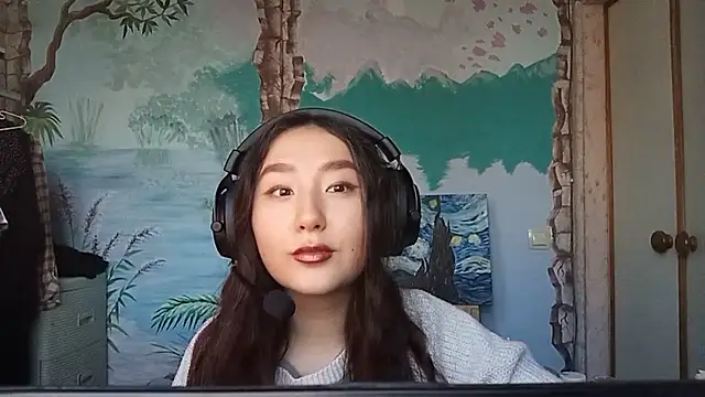 Snapshot of Sofiaherexo chatting on December 15, 10:52 am Sofiaherexo online show from December 15, 10:52 am