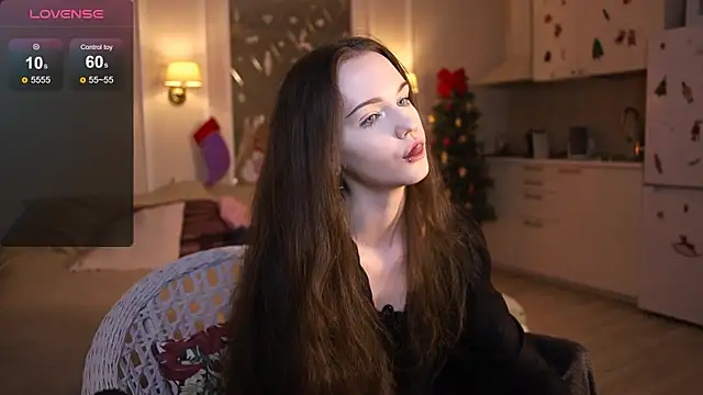 lunaice   online show from December 16, 7:02 am