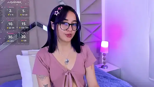 Snapshot of Dreammy_Kitty chatting on June 2, 1:13 pm Dreammy Kitty online show from June 2, 1:13 pm