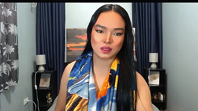 Fantacyloverr online show from February 4, 9:59 am