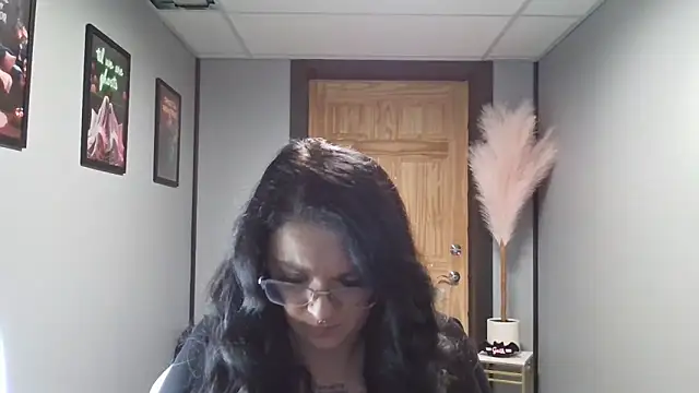 Snapshot of Natalia5Nash chatting on December 15, 5:06 pm Natalia5Nash online show from December 15, 5:06 pm