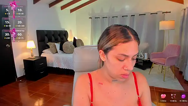 Zara Wolf  online show from March 14, 4:29 am