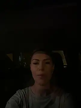 AnikaSunshine online show from April 25, 6:27 pm