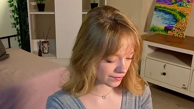 MatthewHoffis online show from February 27, 8:09 pm