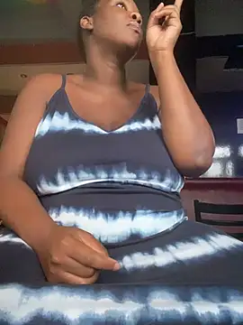 Snapshot of GiantClithpee chatting on December 25, 9:00 pm GiantClithpee online show from December 25, 9:00 pm