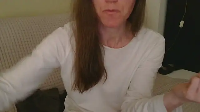 AuroraAG online show from April 15, 12:34 pm