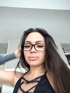 SiennaLuxexx online show from April 18, 12:53 pm