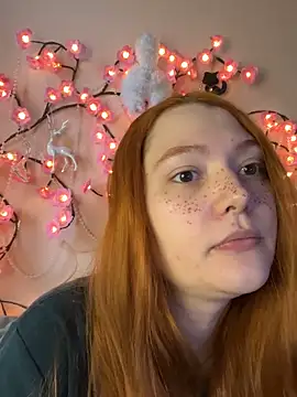 Ungoliant Kiss online show from April 5, 1:52 pm