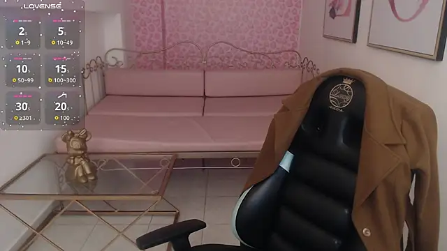 Nina harpper  online show from January 7, 1:19 am