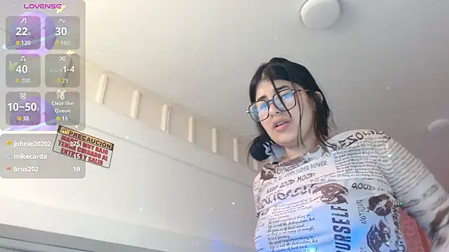 Nina harpper  online show from March 14, 1:12 am