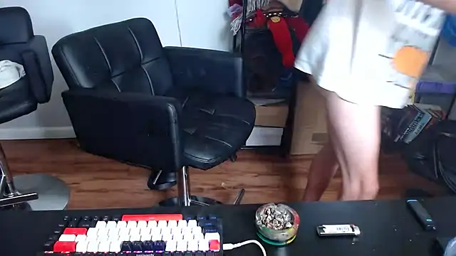 Longdforya online show from July 25, 9:12 pm