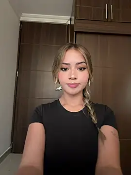 abbymnd1 online show from March 30, 10:00 pm