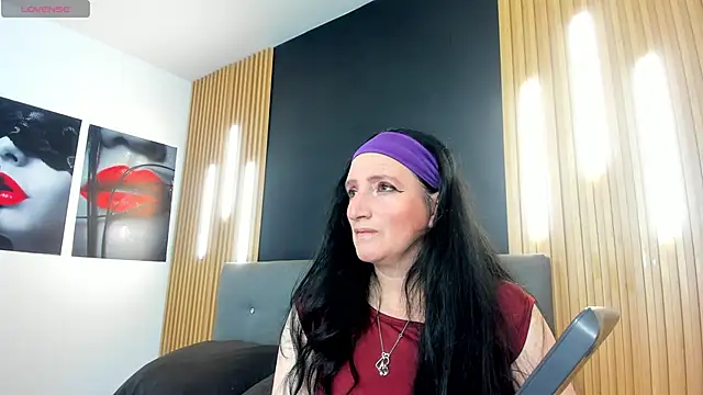 Andre cloefoxx  online show from April 2, 3:04 am