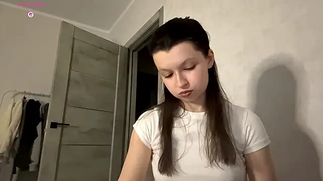 EllieBerrie online show from February 24, 2:48 pm