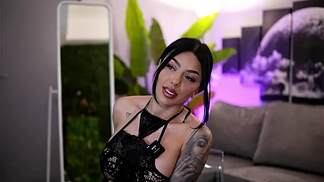 Ivy Trix online show from March 19, 7:07 pm