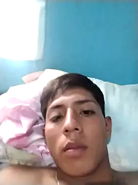 Manuelp0203 online show from April 12, 9:31 pm