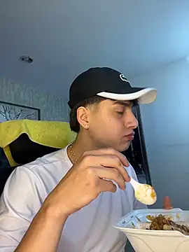 Lander Cruz online show from February 24, 7:56 pm