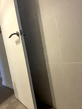 Snapshot of andresbale chatting on December 18, 7:36 am andresbale online show from December 18, 7:36 am