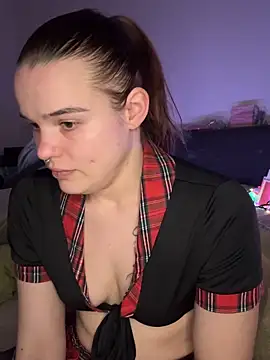 LoreenKinky online show from February 3, 6:13 pm