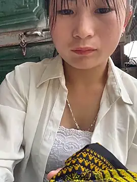 Maiphu34 online show from April 21, 3:13 am