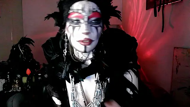 EmpressMorrigan online show from December 23, 10:46 am