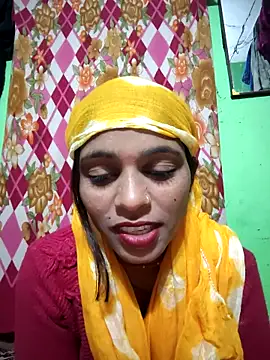 Snapshot of Rakhi_hote chatting on February 15, 6:15 pm Rakhi hote online show from February 15, 6:15 pm