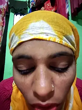 Snapshot of Rakhi_hote chatting on February 23, 9:23 pm Rakhi hote online show from February 23, 9:23 pm