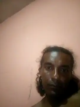 Snapshot of pollowason83 chatting on December 4, 12:42 am pollowason83 online show from December 4, 12:42 am