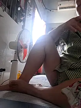 felicity chloe online show from April 1, 3:40 am