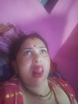 Your-shreya143 online show from July 23, 8:40 pm