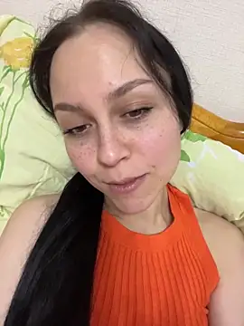 MonicaMercer online show from April 21, 9:04 am