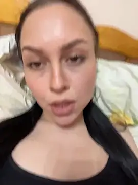 MonicaMercer online show from April 22, 8:39 am