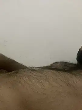 Snapshot of Shihba9633 chatting on December 19, 11:01 pm Shihba9633 online show from December 19, 11:01 pm