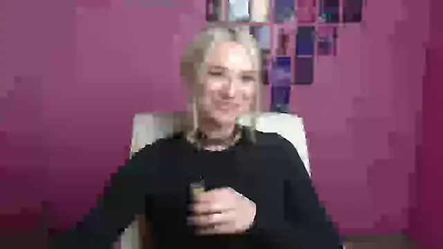 Melodie Aster online show from April 2, 11:41 am