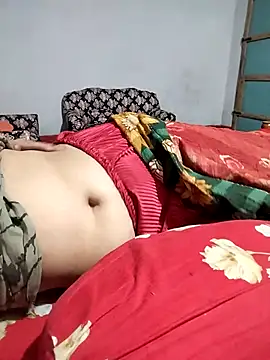 hottyrose69 online show from April 7, 6:41 pm