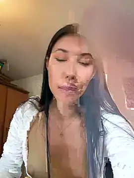 Snapshot of Isabella_Fontanaa chatting on July 18, 11:36 am Isabella Fontanaa online show from July 18, 11:36 am