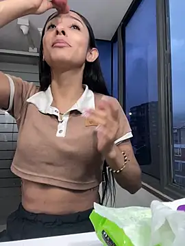 lya  brown online show from March 18, 11:02 am